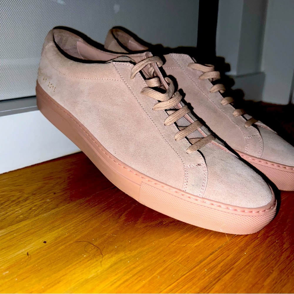 Light pink suede Common Projects